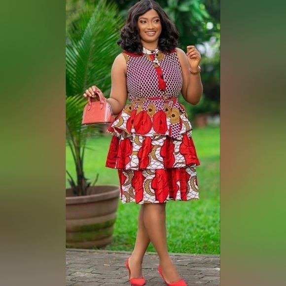 Mae Otti Red Rose Print Layered Dress - Picture 2 of 16